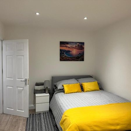 2 Bedroom Apartment London Luaran gambar