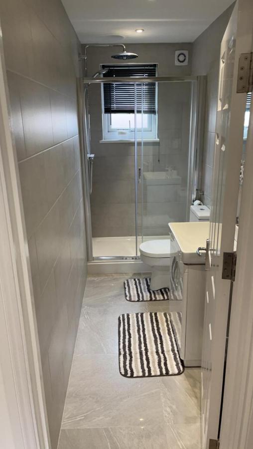 2 Bedroom Apartment London Luaran gambar