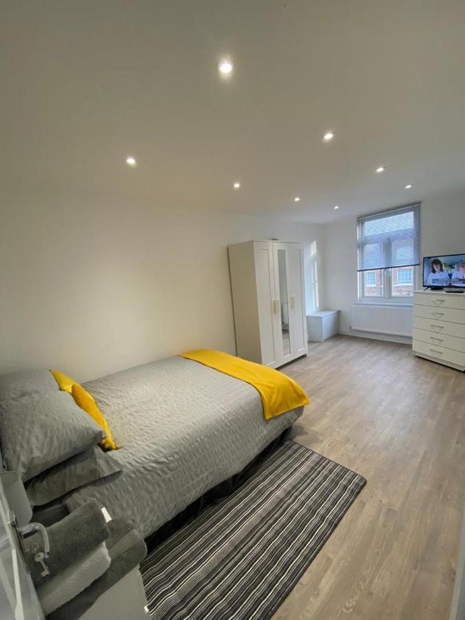 2 Bedroom Apartment London Luaran gambar