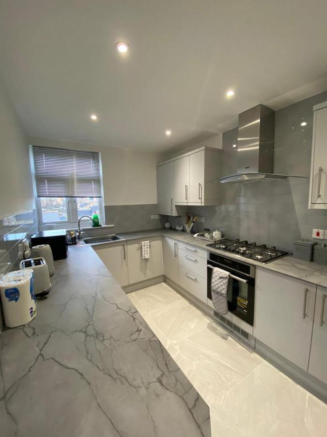 2 Bedroom Apartment London Luaran gambar