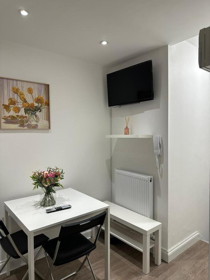 2 Bedroom Apartment London Luaran gambar